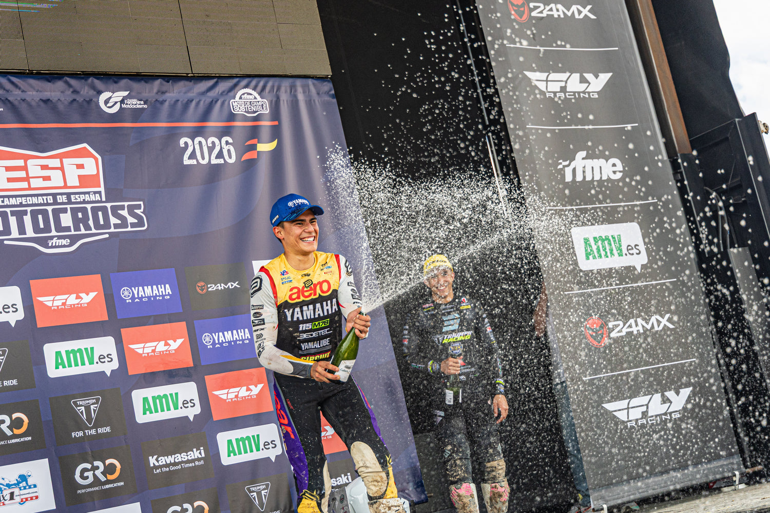 Bê Tibúrcio Dominates in Alhama de Murcia and Puts Brazil on Top of the Spanish MX2 Championship